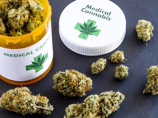 Medical cannabis: patients turn to private clinics because of NHS void